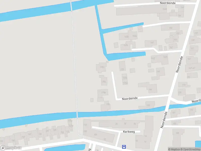 Ambulance met gepaste spoed naar de Alkemadelaan in Roelofarendsveen