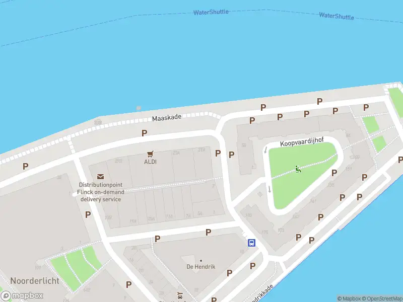 Ambulance met grote spoed naar de Maaskade in Rotterdam