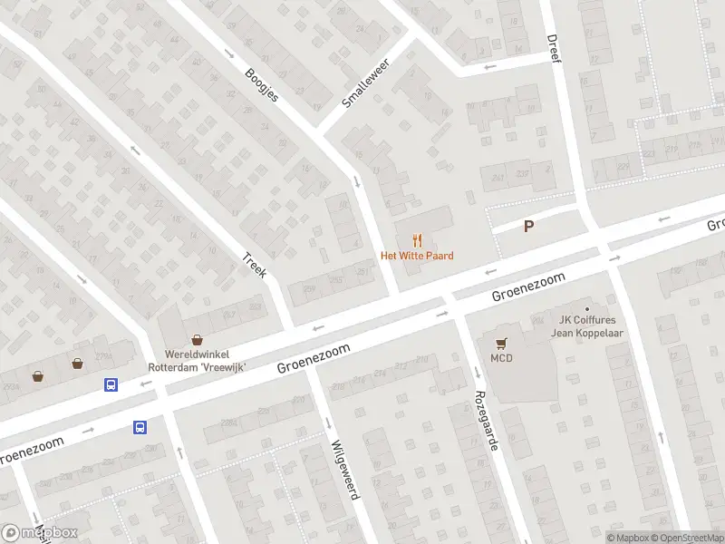 Ambulance met grote spoed naar de Groenezoom in Rotterdam