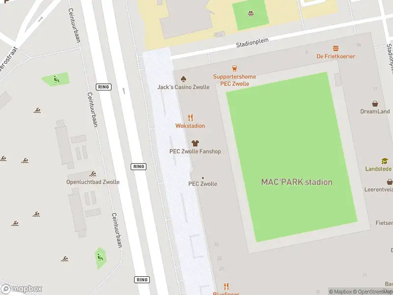 Politie naar de Stadionplein in Zwolle vanwege aanrijding met letsel