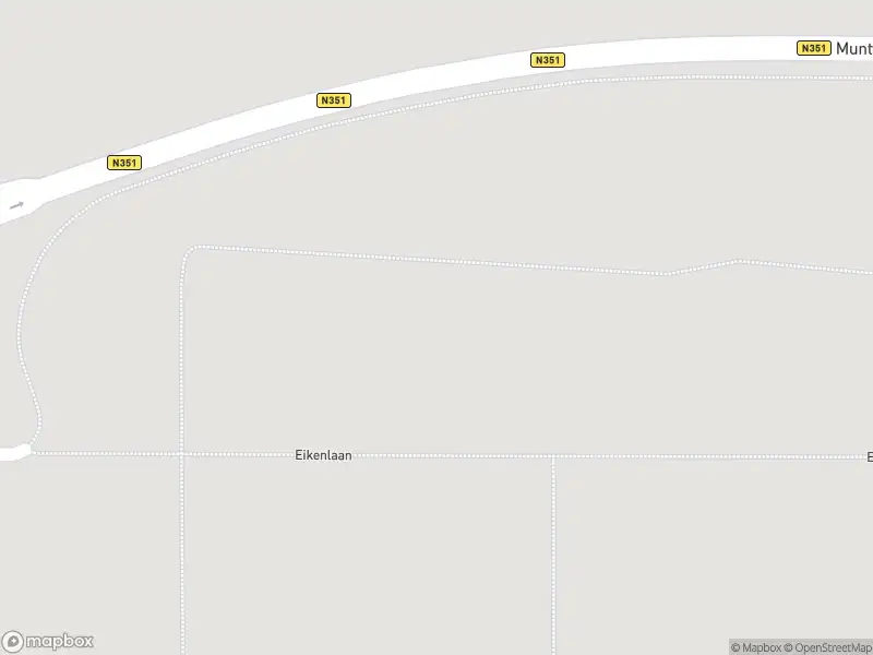 Brandweer met grote spoed naar de Banterweg in Emmeloord vanwege voertuigen te water