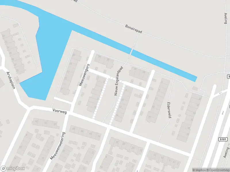 Ambulance met gepaste spoed naar de Nieuw Engelandpad in Hoogvliet Rotterdam