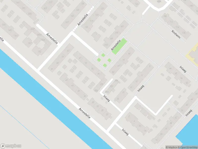 Ambulance en brandweer met gepaste spoed naar de Amestelle in Zwanenburg