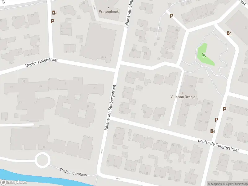 Ambulance met grote spoed naar de Juliana van Stolbergstraat in Schiedam