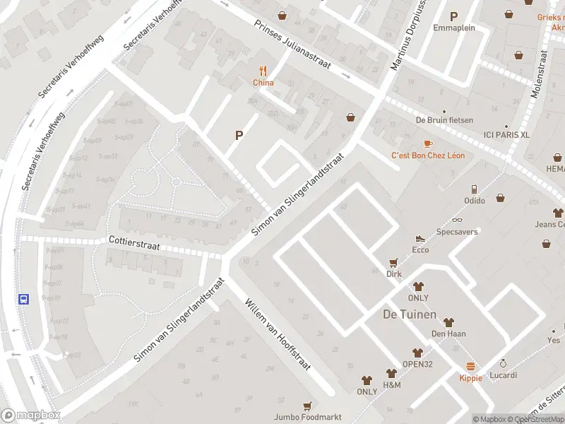 Ambulance met gepaste spoed naar de Simon v Slingerlandtstraat in Naaldwijk