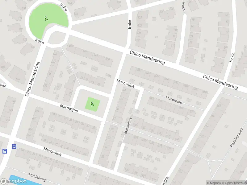 Ambulance met grote spoed naar de Marowijne in Dordrecht