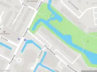 Ambulance met gepaste spoed naar de Nicolaas Beetsstraat in Alblasserdam