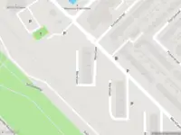 Ambulance met grote spoed naar de Merellaan in Maassluis