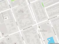 Ambulance met grote spoed naar de Emmapark in Pijnacker