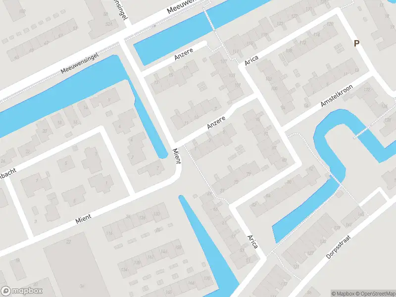 Ambulance met grote spoed naar de Anzere in Capelle aan den IJssel