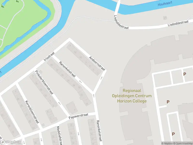 Ambulance met gepaste spoed naar de Andoornstraat in Alkmaar