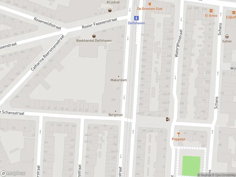 Ambulance met gepaste spoed naar de Spanjaardstraat in Rotterdam