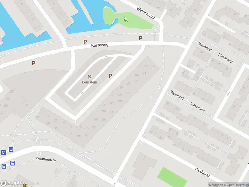 Ambulance met grote spoed naar de Eemstein in Zwijndrecht