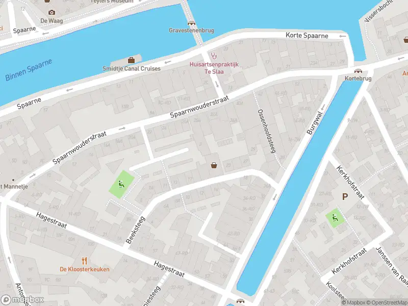 Ambulance en brandweer met grote spoed naar de Johannes Hoogendoornstraat in Haarlem vanwege gebouwbrand