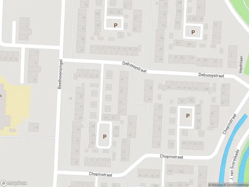 Ambulance met gepaste spoed naar de Houtmanstraat in Alkmaar