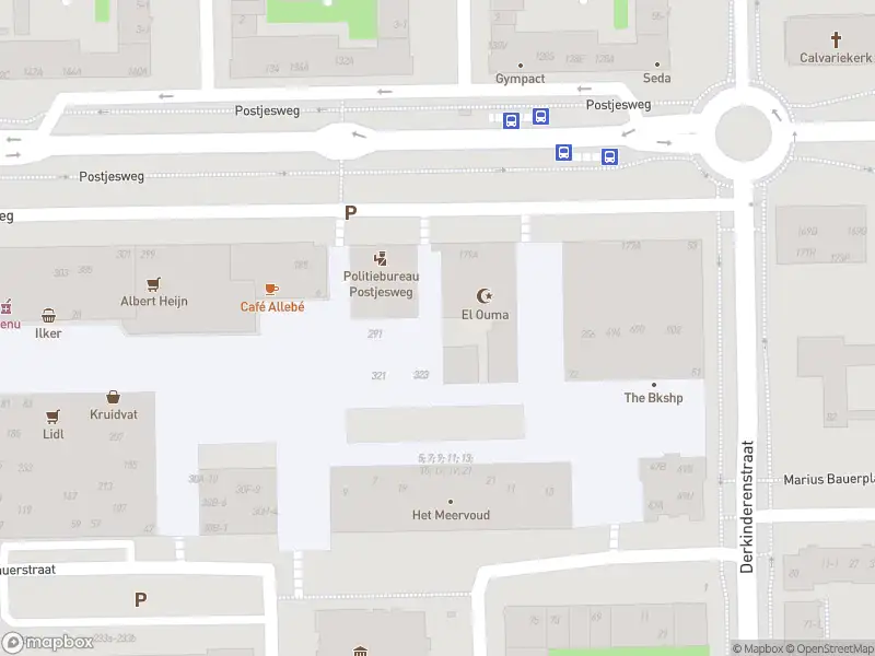 Ambulance met grote spoed naar de August Allebéplein in Amsterdam