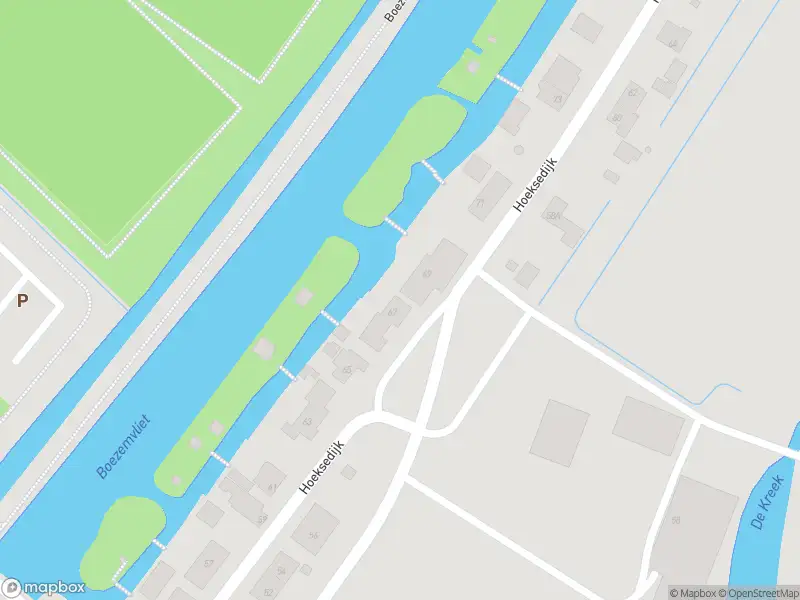 Ambulance met gepaste spoed naar de Hoeksedijk in Maasdam