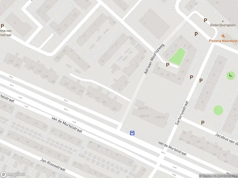 Ambulance met gepaste spoed naar de Adriaan Mouriszweg in Noordwijk