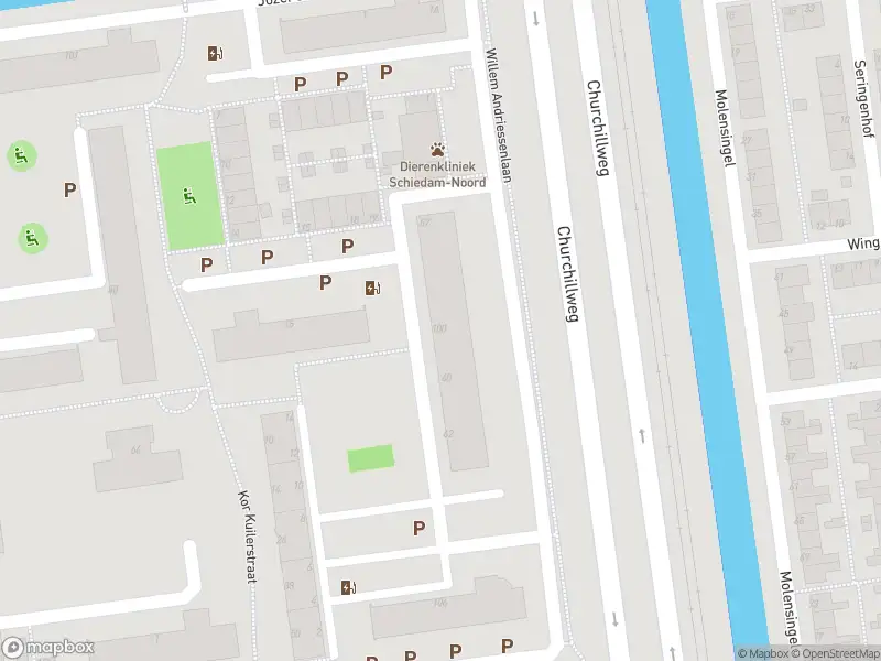 Ambulance met gepaste spoed naar de Albert van Raalteplein in Schiedam