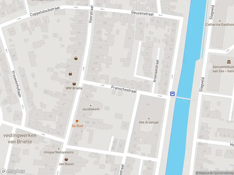 Ambulance met gepaste spoed naar de Franschestraat in Brielle