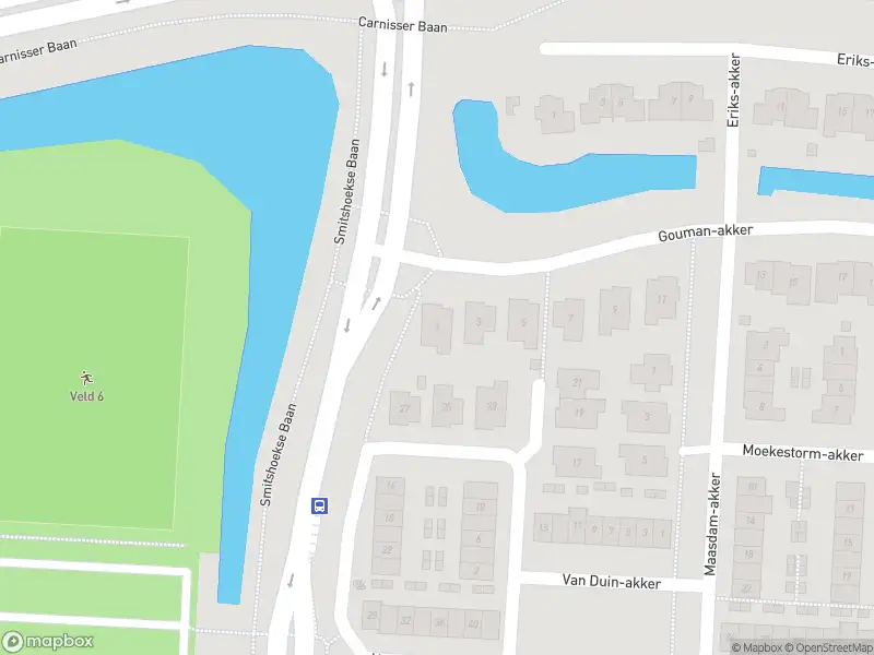 Ambulance met grote spoed naar de Gouman-akker in Barendrecht