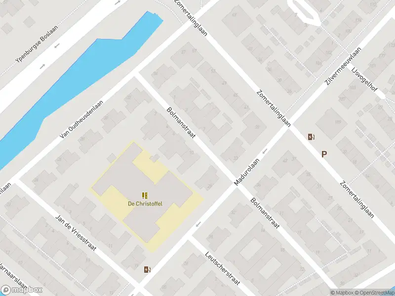 Ambulance met gepaste spoed naar de Bolmanstraat in 's-Gravenhage