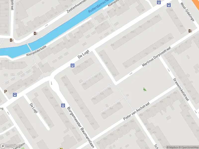 Ambulance met grote spoed naar de Schout van Groenewegenstraat in Rotterdam