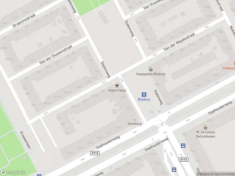 Ambulance met grote spoed naar de Statenweg in Rotterdam