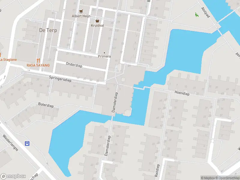 Ambulance met grote spoed naar de Borndiep in Capelle aan den IJssel