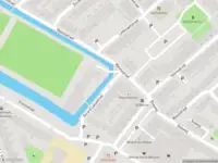 Ambulance met grote spoed naar de Gerard Leeustraat in Gouda