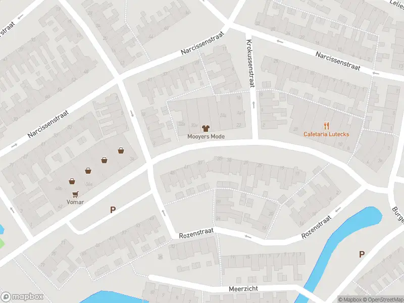 Ambulance met grote spoed naar de Tulpenstraat in Volendam