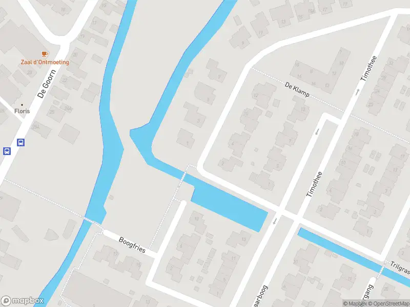 Ambulance met grote spoed naar de Rietgras in De Goorn