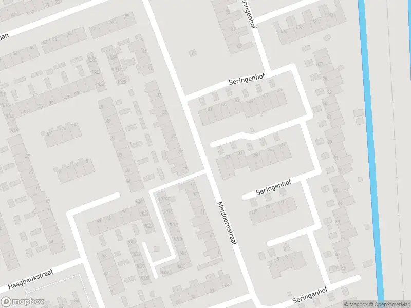 Ambulance met gepaste spoed naar de Meidoornstraat in Schagen