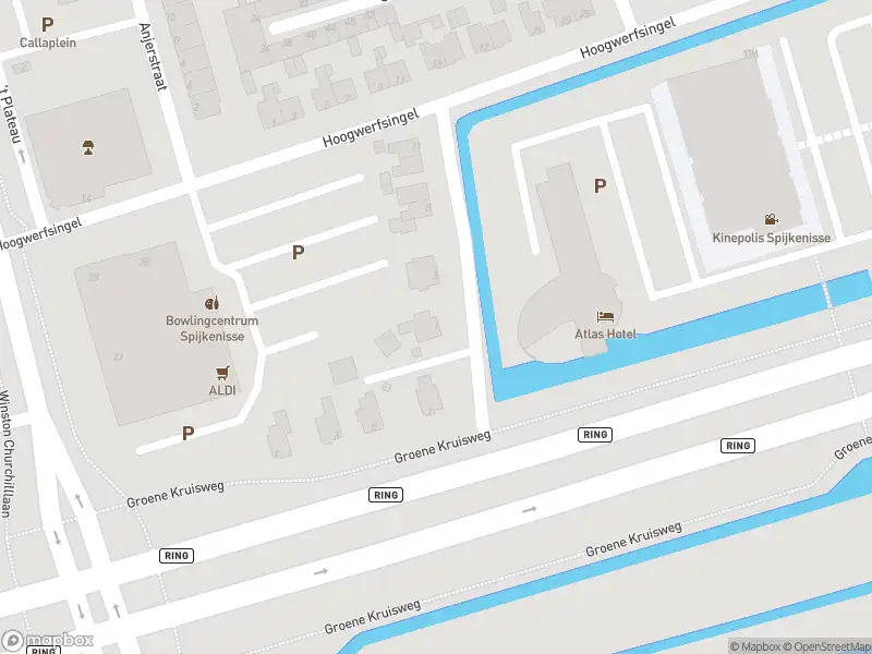 Ambulance met grote spoed naar de Terpsingel in Spijkenisse