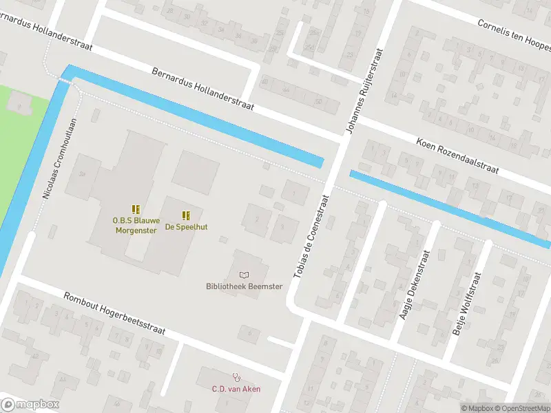 Ambulance met gepaste spoed naar de Tobias de Coenestraat in Middenbeemster