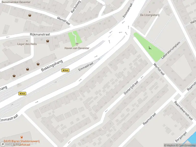 Politie naar de Bergpoortstraat in Deventer vanwege aanrijding met letsel