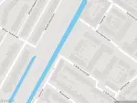 Ambulance met gepaste spoed naar de Leliestraat in Alkmaar