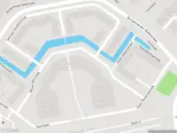 Ambulance met grote spoed naar de Johan Jongkindrade in Capelle aan den IJssel