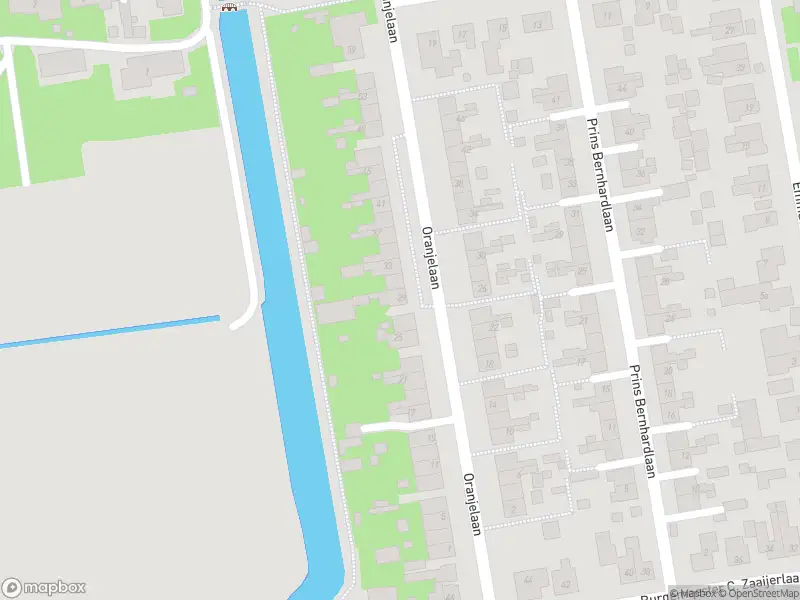 Ambulance met gepaste spoed naar de Oranjelaan in Dirksland