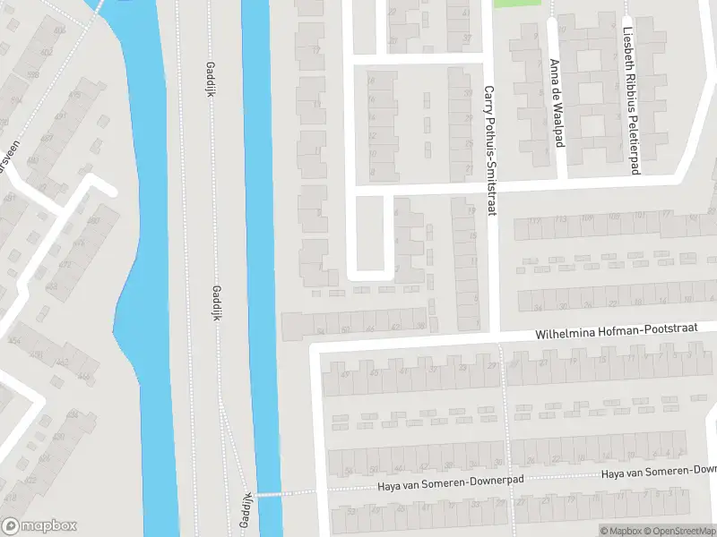 Ambulance met gepaste spoed naar de Truus Smulders-Beliënstraat in Spijkenisse