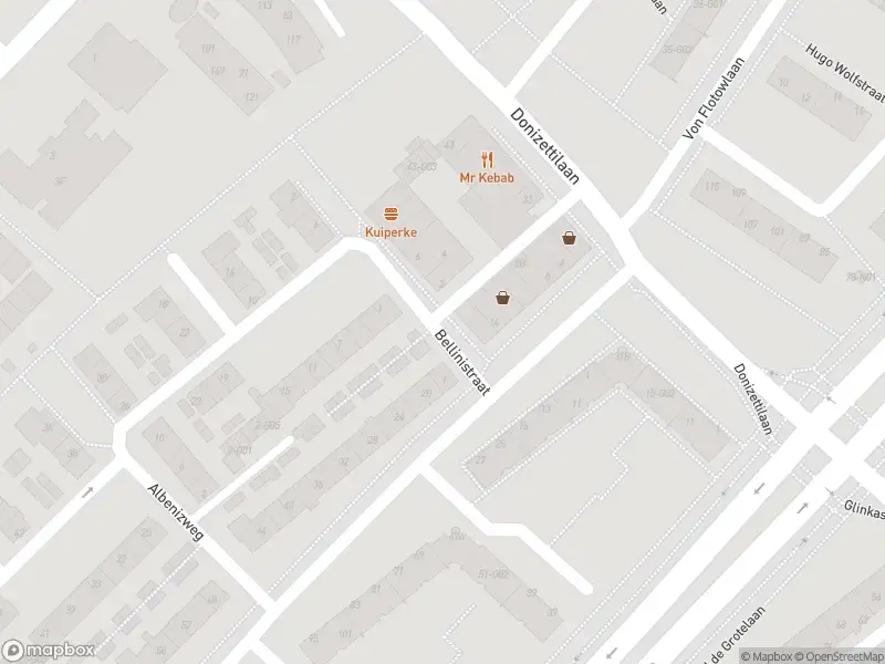 Ambulance met grote spoed naar de Bellinistraat in Eindhoven vanwege reanimatie