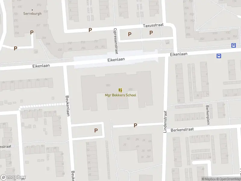 Ambulance met gepaste spoed naar de Eikenlaan in Spijkenisse