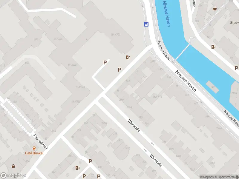 Ambulance met gepaste spoed naar de Sint Liduinastraat in Schiedam