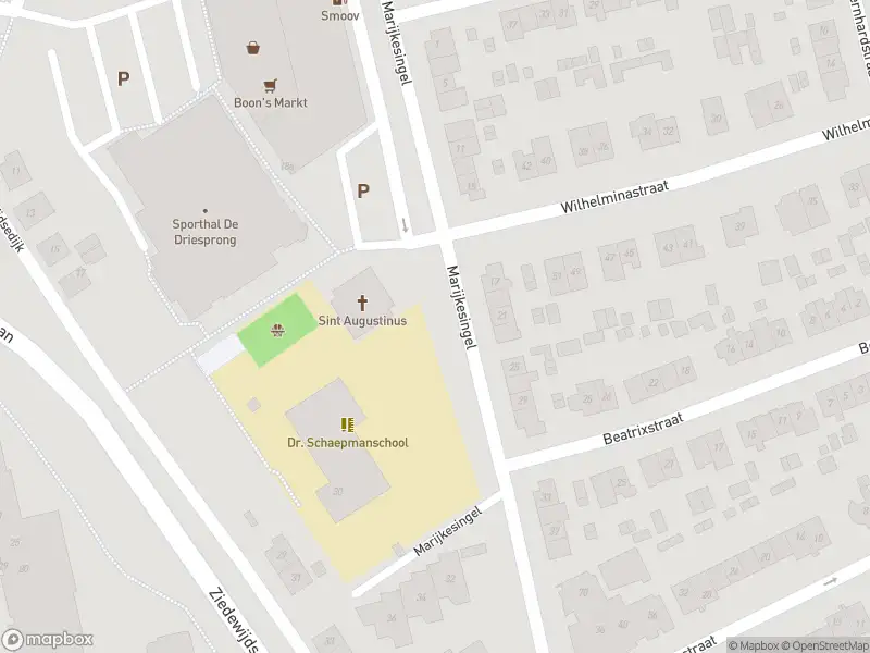 Ambulance met grote spoed naar de Marijkesingel in Barendrecht