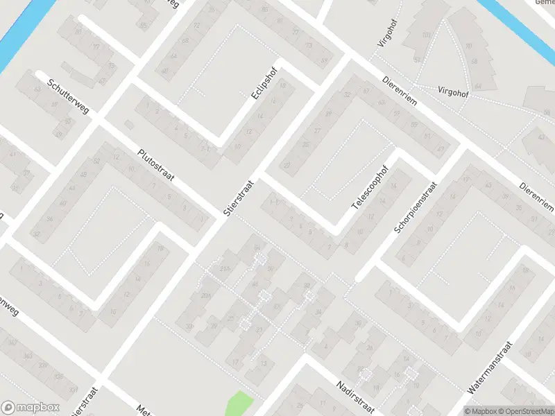 Ambulance met grote spoed naar de Telescoophof in Amsterdam