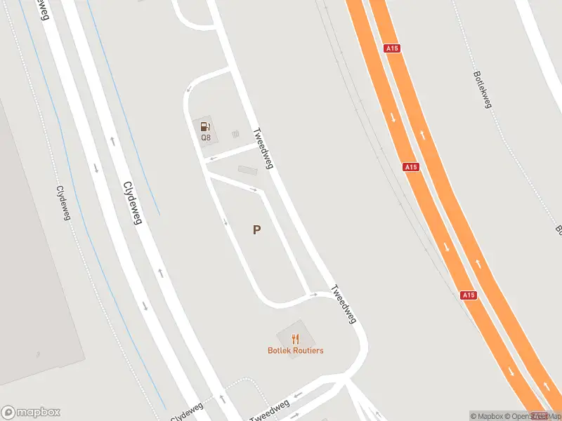 Ambulance, brandweer en politie met gepaste spoed naar de Tweedweg in Botlek Rotterdam