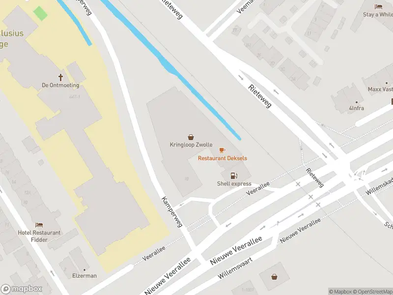 Politie naar de Nieuwe Veerallee in Zwolle vanwege aanrijding met letsel