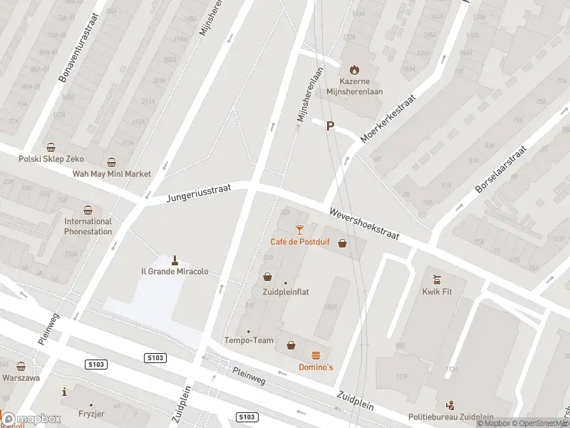 Ambulance met grote spoed naar de Zuiderterras in Rotterdam