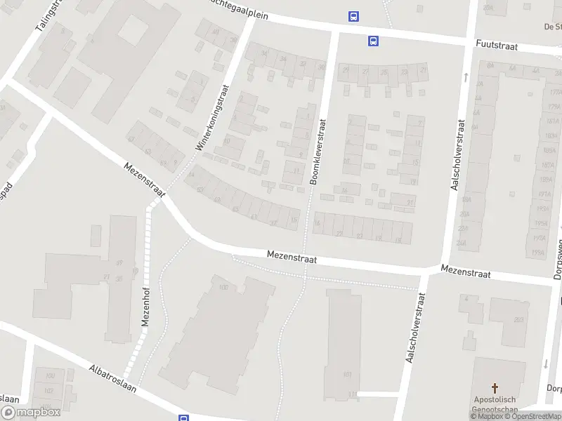 Ambulance met grote spoed naar de Mezenstraat in Rotterdam