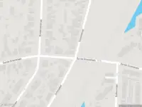 Ambulance met grote spoed naar de Vondelstraat in Castricum